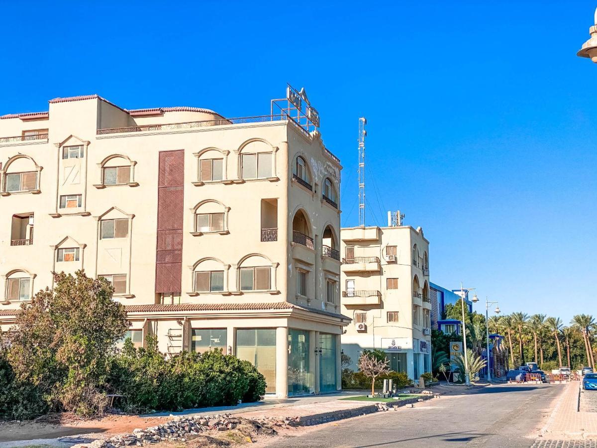 The Touristic Promenade Apartment Hurghada Bagian luar foto