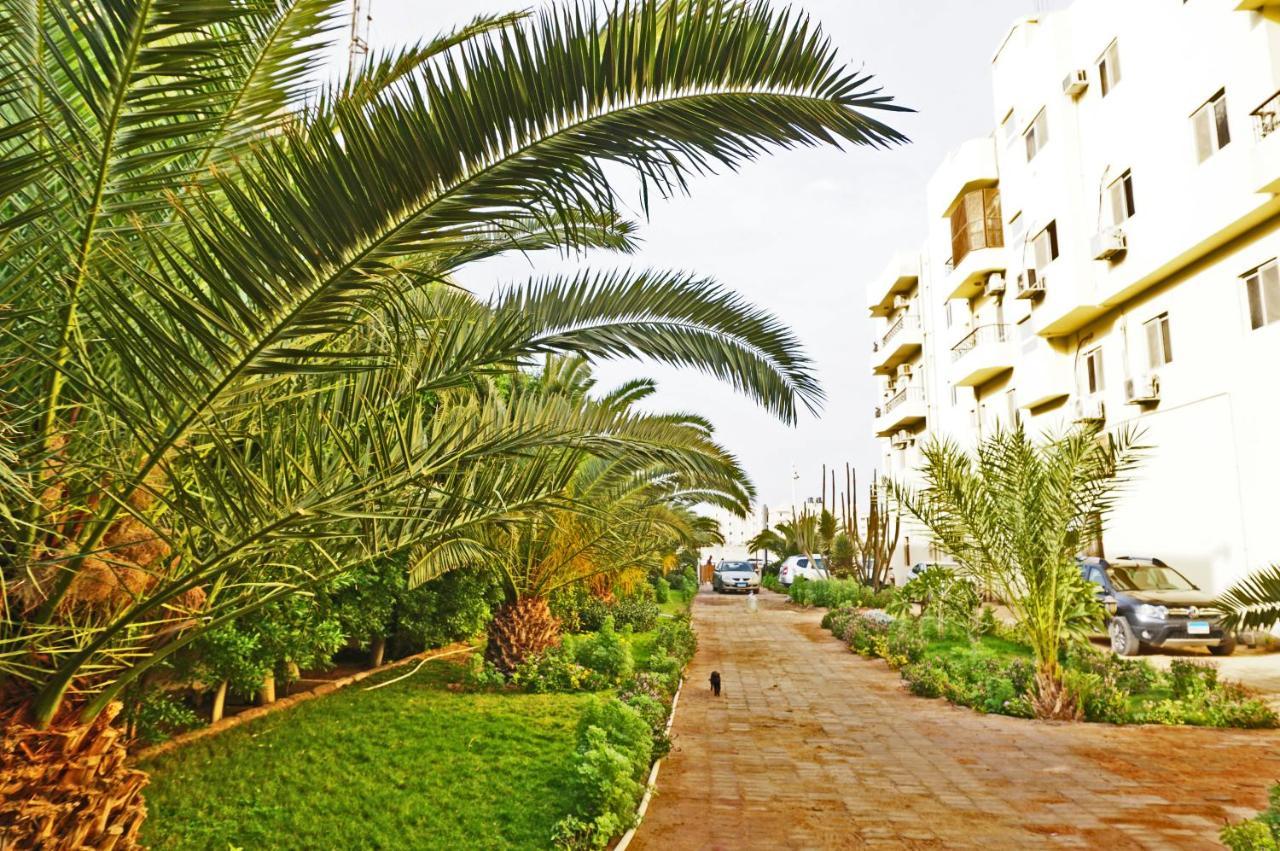 The Touristic Promenade Apartment Hurghada Bagian luar foto
